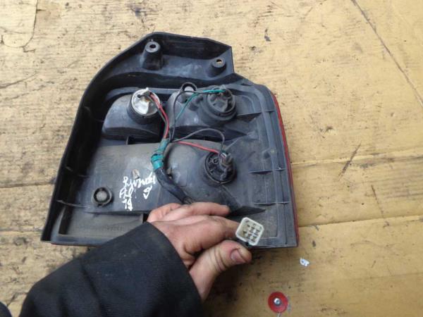 FEU ARRIERE GAUCHE SUZUKI  - Vue 2